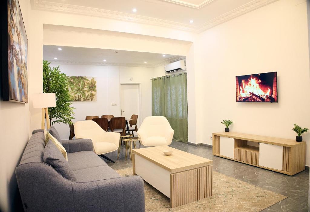 Propriétaire au téléphone